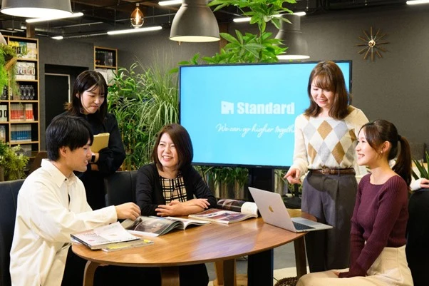 株式会社Standard
