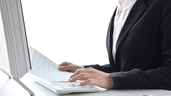 勤怠管理のクラウド型システムとは？ メリットや導入におすすめの企業タイプをご紹介