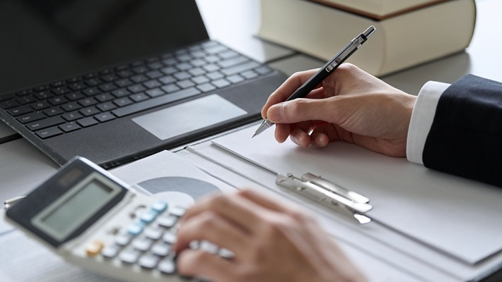 勤怠管理の課題と解決策とは？勤怠管理システム導入のメリットも解説