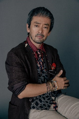 写真：滝藤 賢一（たきとう・けんいち）