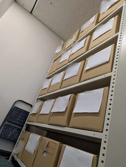 経費精算書を倉庫で保管