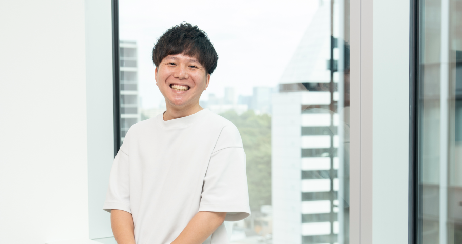 先輩社員インタビュー